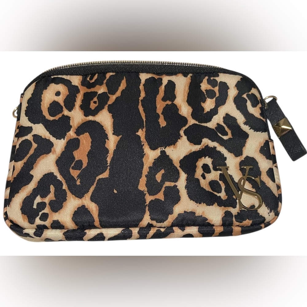 VICTORIA’S SECRET Leopard Bag